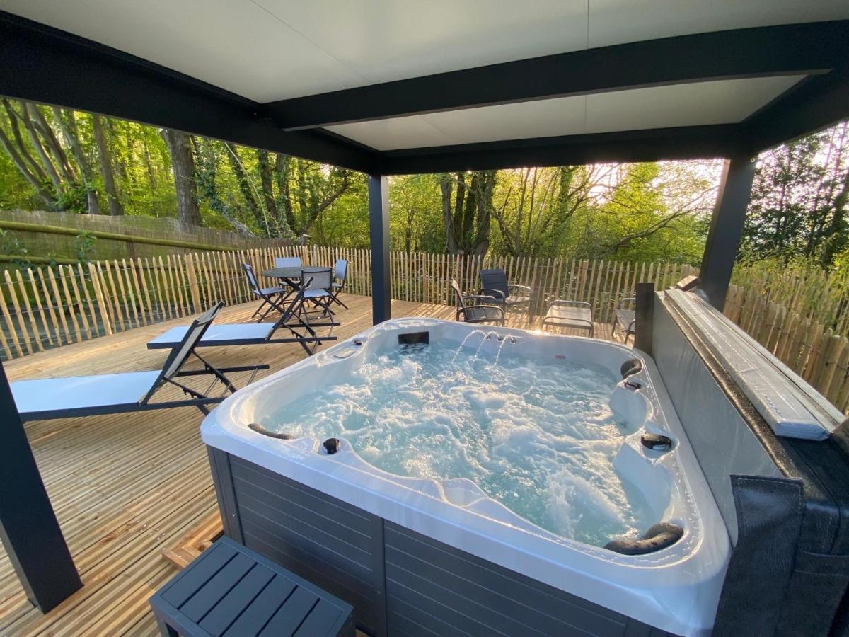 Domaine Du Gros Chene - Terrasses Avec Jacuzzis Privatifs Lejlighed Ablon Eksteriør billede