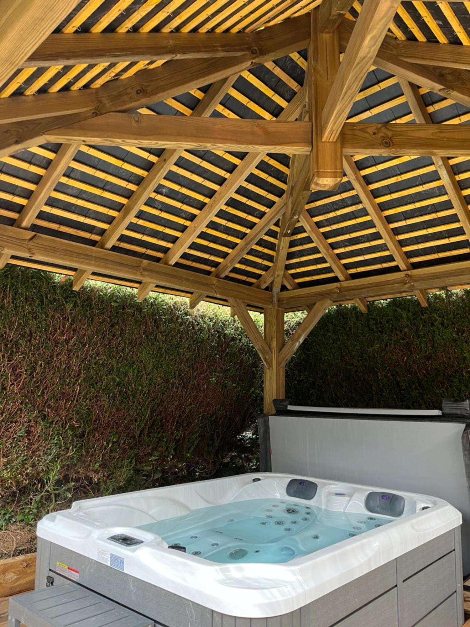 Domaine Du Gros Chene - Terrasses Avec Jacuzzis Privatifs Lejlighed Ablon Eksteriør billede